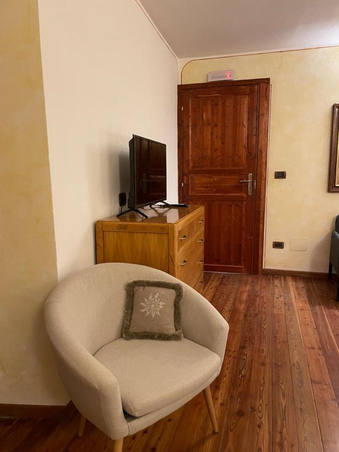 Nel Vecchio Borgo Apartamento Verrès Exterior foto