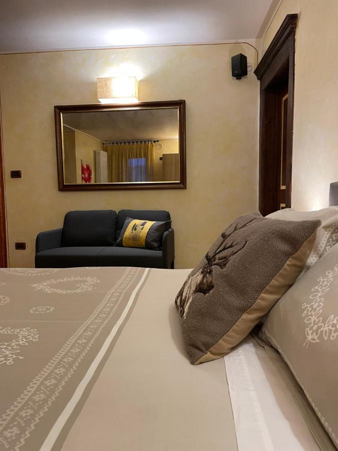 Nel Vecchio Borgo Apartamento Verrès Exterior foto